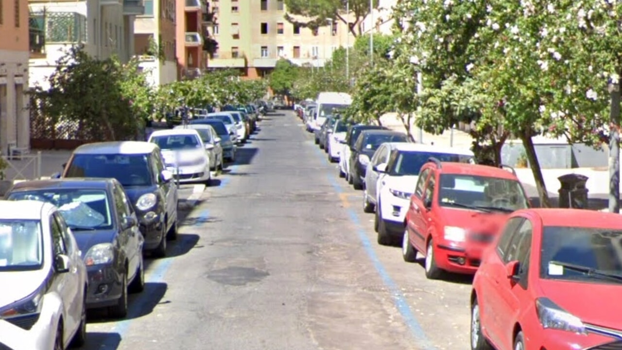 Litiga per il parcheggio, finisce accoltellato