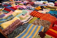 “A braccia aperte”, raccolta di coperte e vestiario per senza dimora