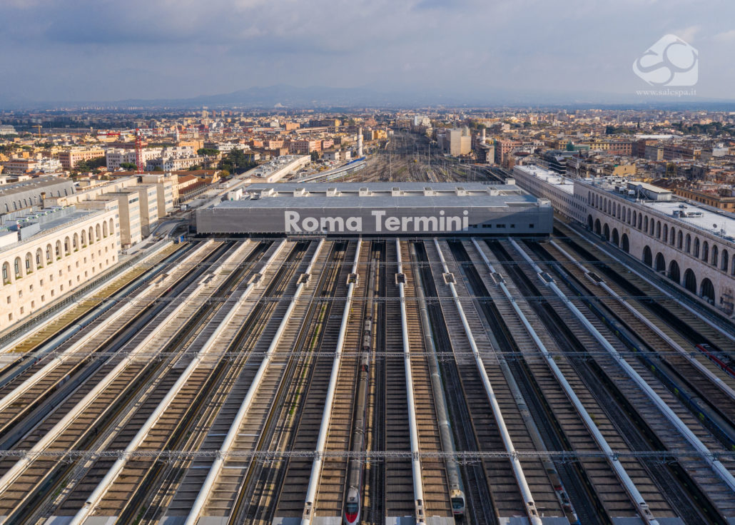 Roma Termini, quasi mille treni al giorno passano per la stazione
