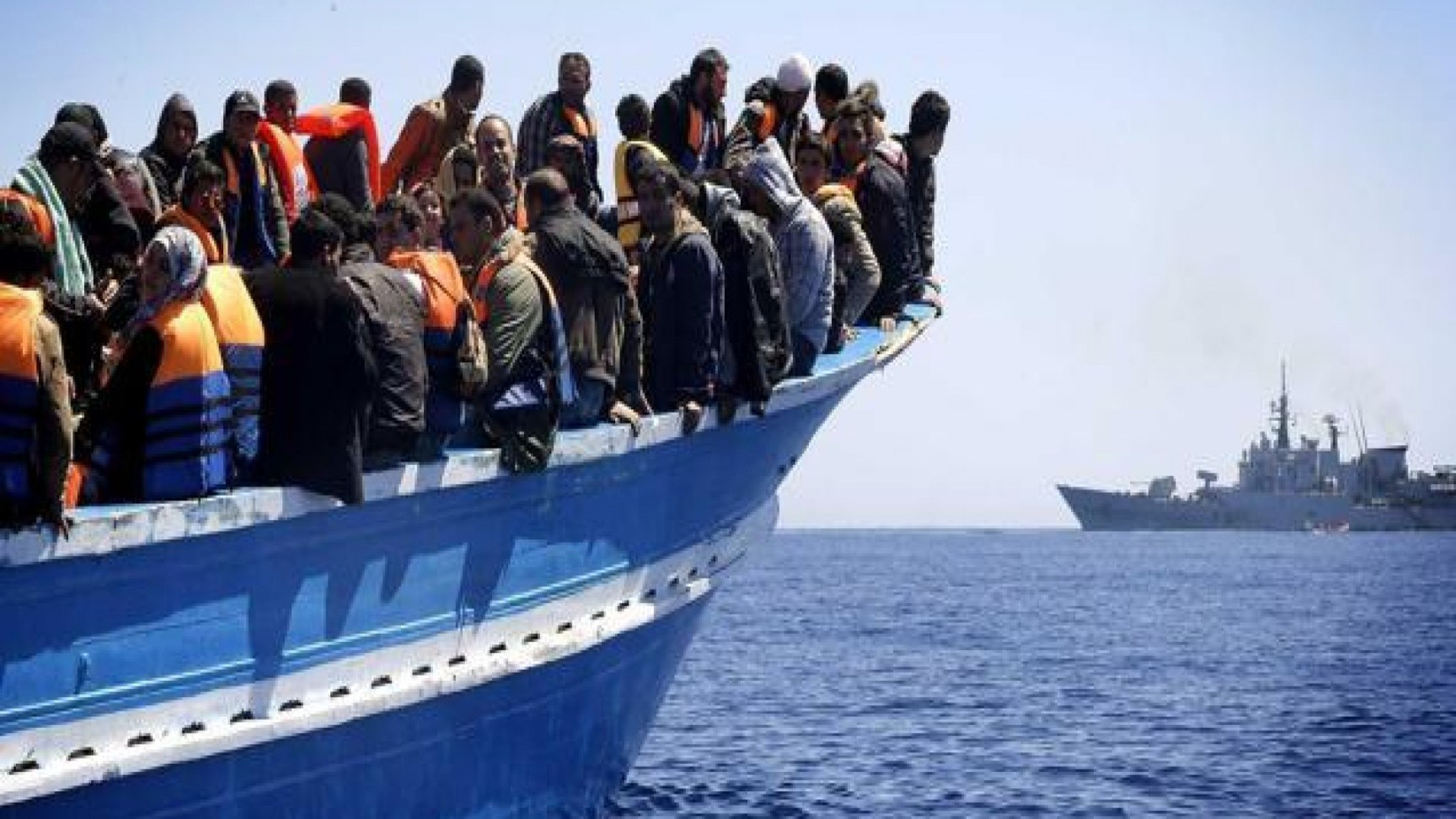 Migranti: UE verso respingimenti più rapidi e deportazioni semplificate