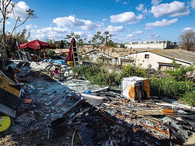 Roma, Magliana tra roghi tossici e degrado: la rivolta dei residenti
