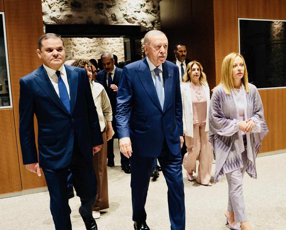 Meloni stringe l’asse con Erdogan per frenare gli sbarchi di migranti