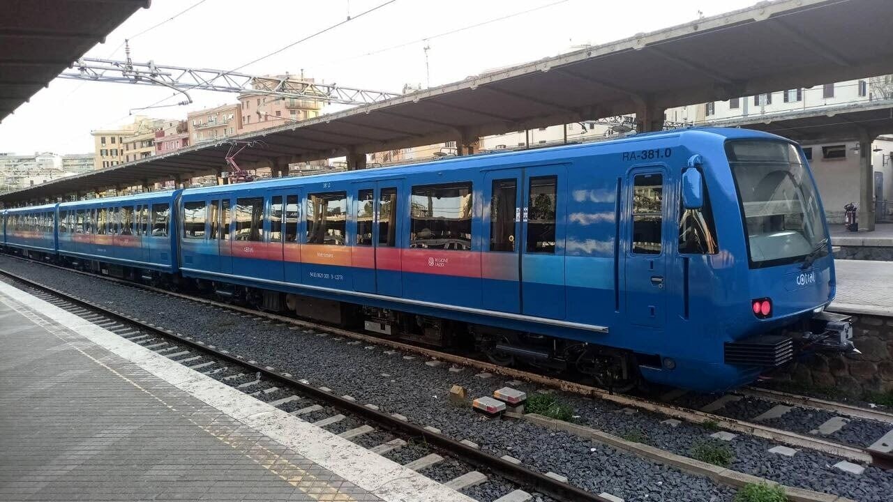 Metromare in tilt per nove ore, caos e ressa: arriva la polizia