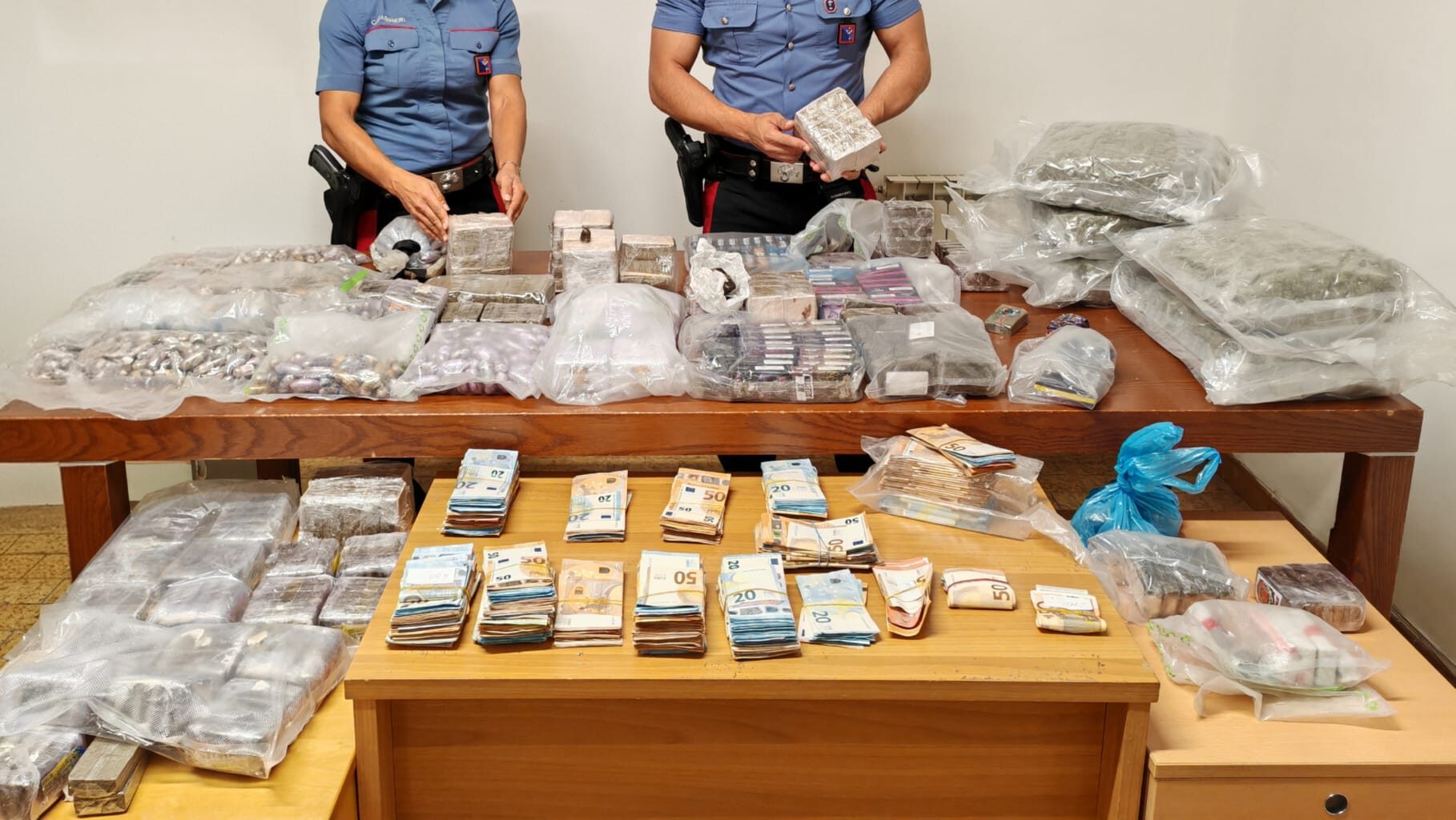 Blitz contro lo spaccio tra Albano, Aprilia e Ardea: sequestrati 52 chili di droga