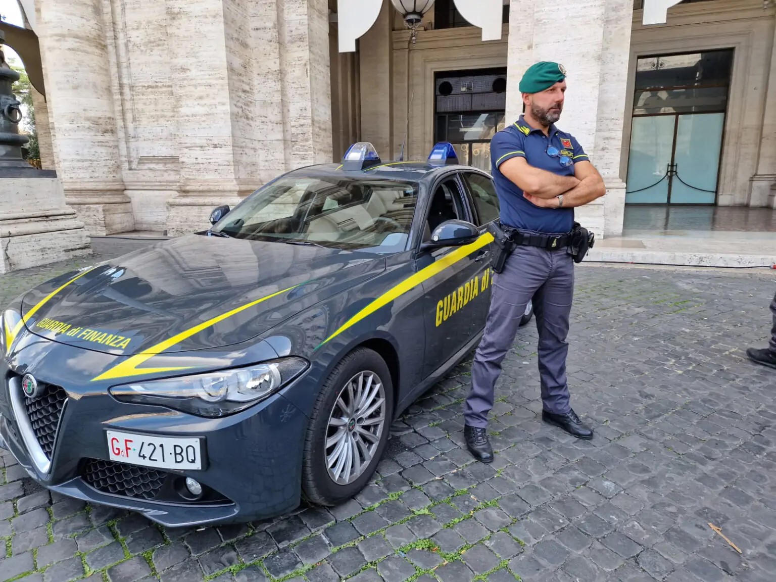 Roma, smercio di capi falsi: rinvio a giudizio per commercianti e fornitori