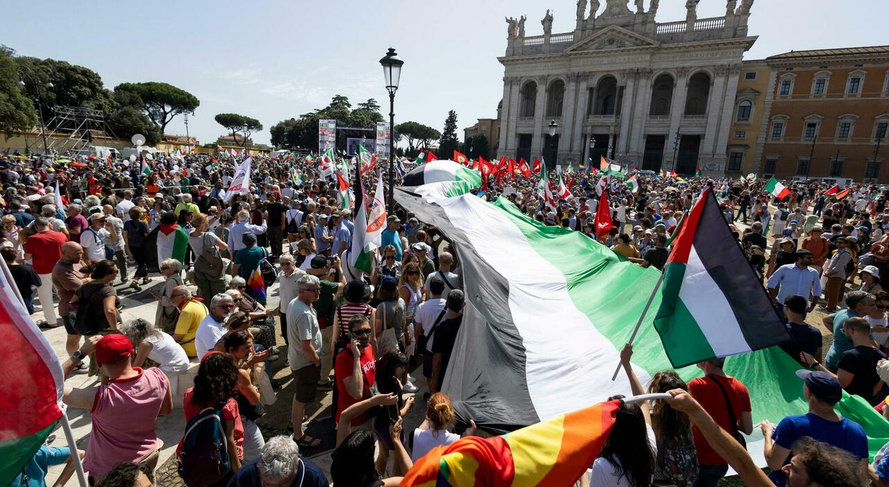 Roma, flop della manifestazione pro-Pal. Ma si prepara un autunno caldo