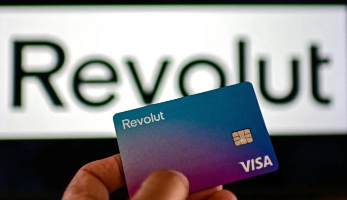 Revolut in down, problemi e accesso negato ad App e pagamenti –  Disagi per gli utenti