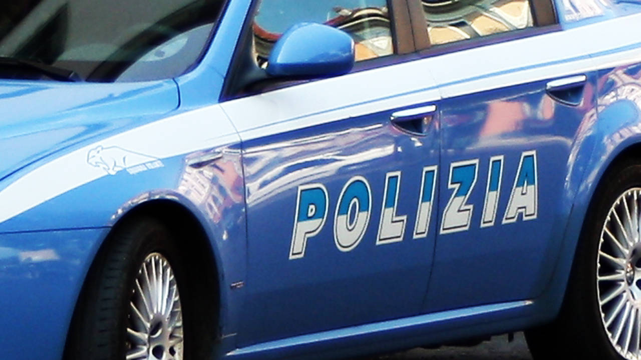 Roma, fermato al Ghetto un irregolare del Ciad armato di coltello