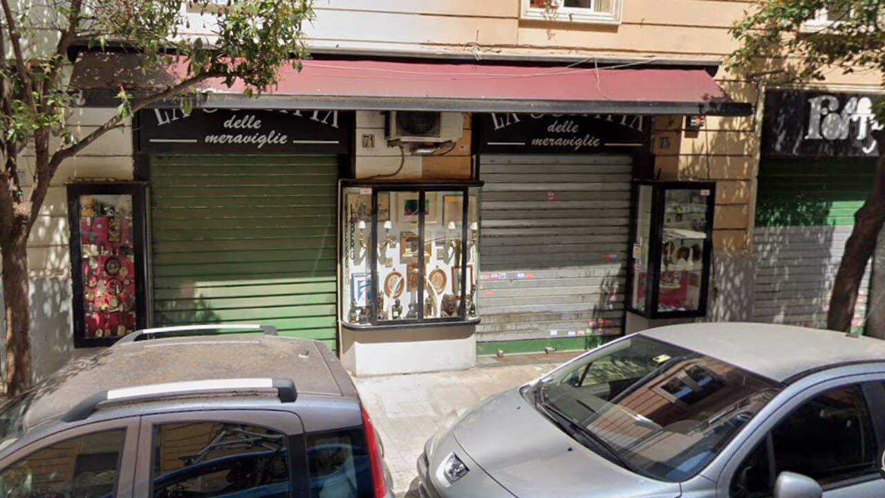 Roma, rapina choc ai Parioli: dipendenti legati e cassaforte svuotata