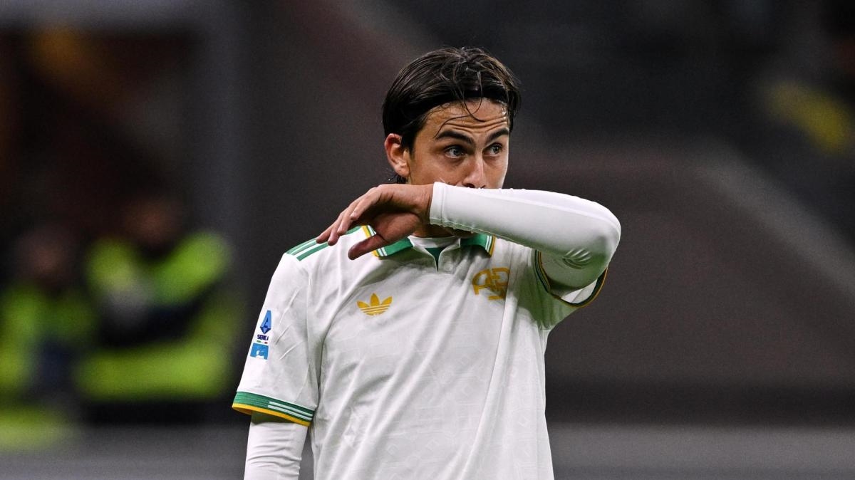 Roma, infortunio di Dybala: lesione al bicipite femorale, stop di 3 settimane