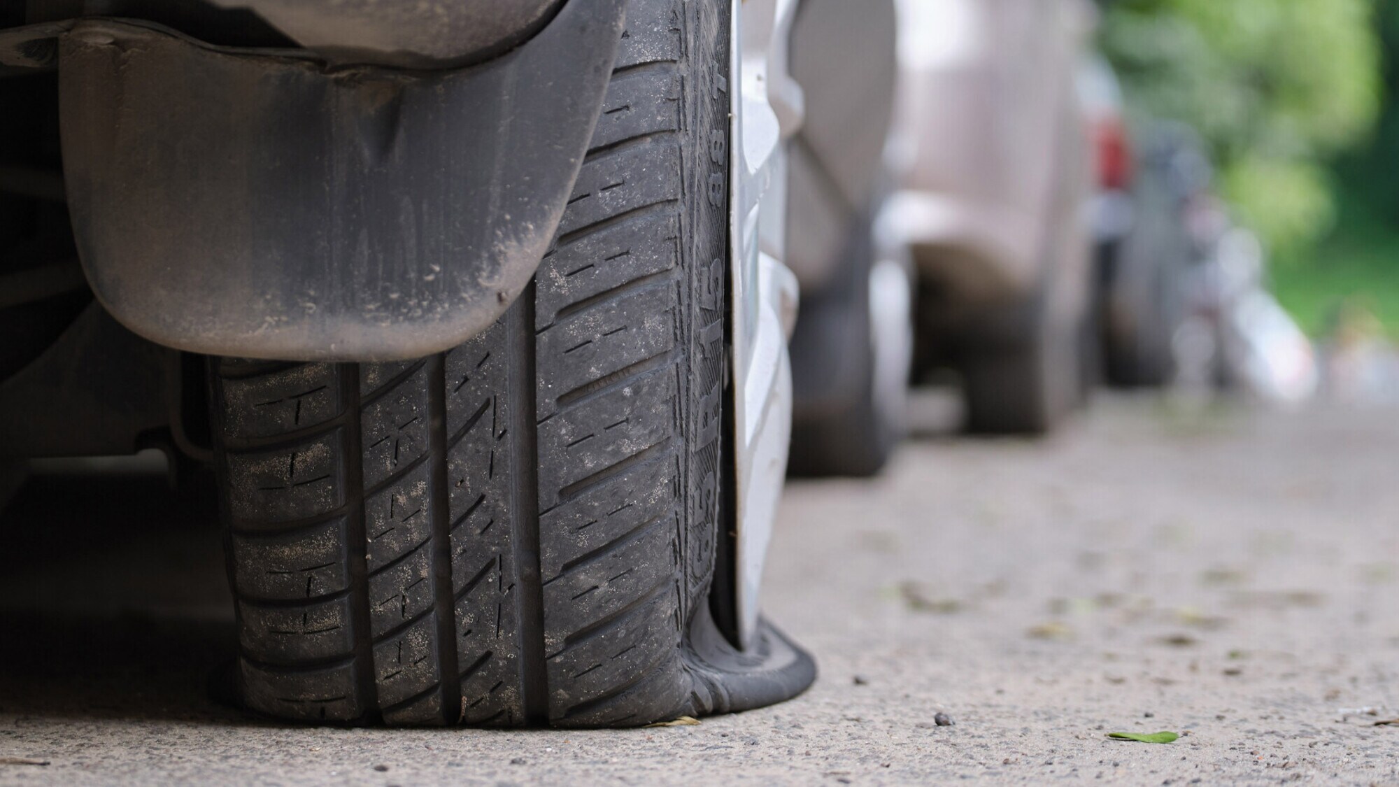 Roma, disabile a cui hanno bucato le gomme chiede giustizia