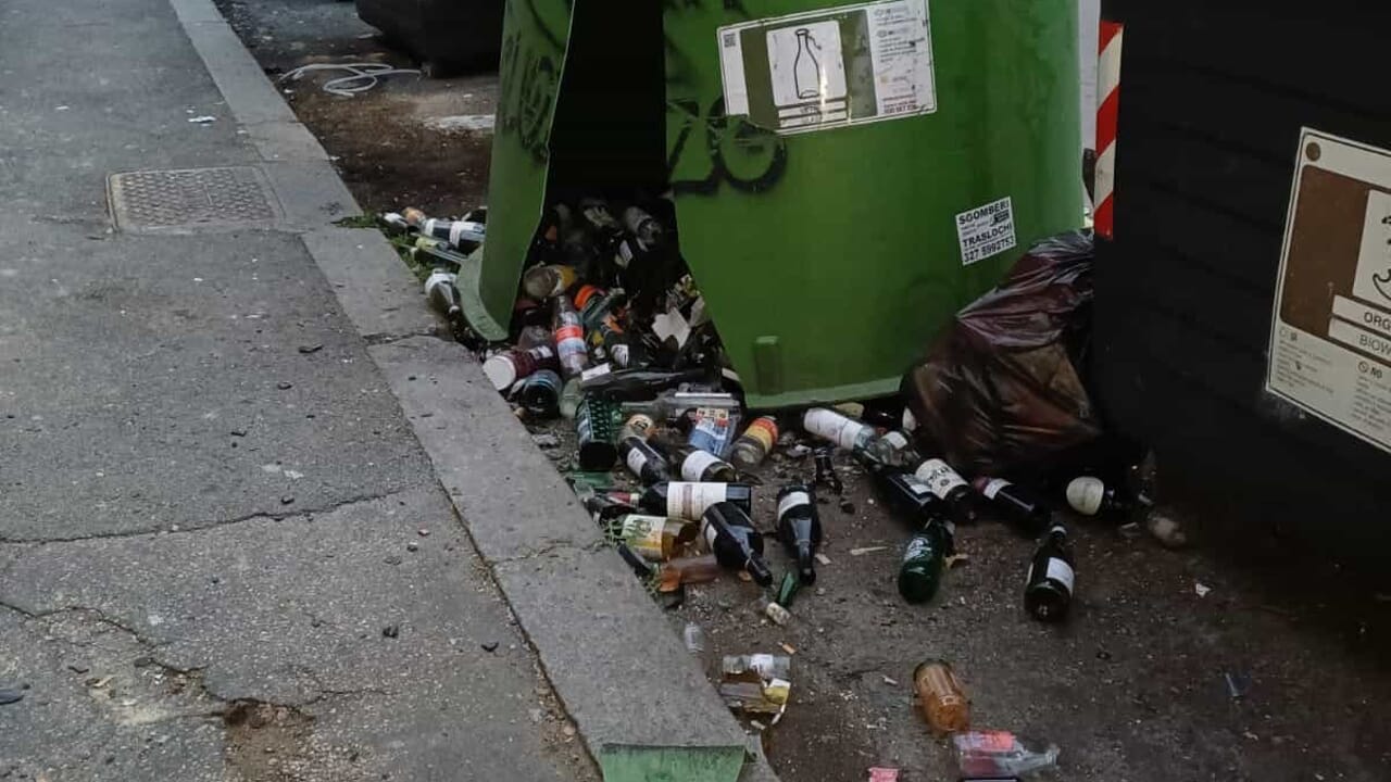 Bilancio amaro del Capodanno a Roma: vandalismi, guerriglia urbana e una vittima