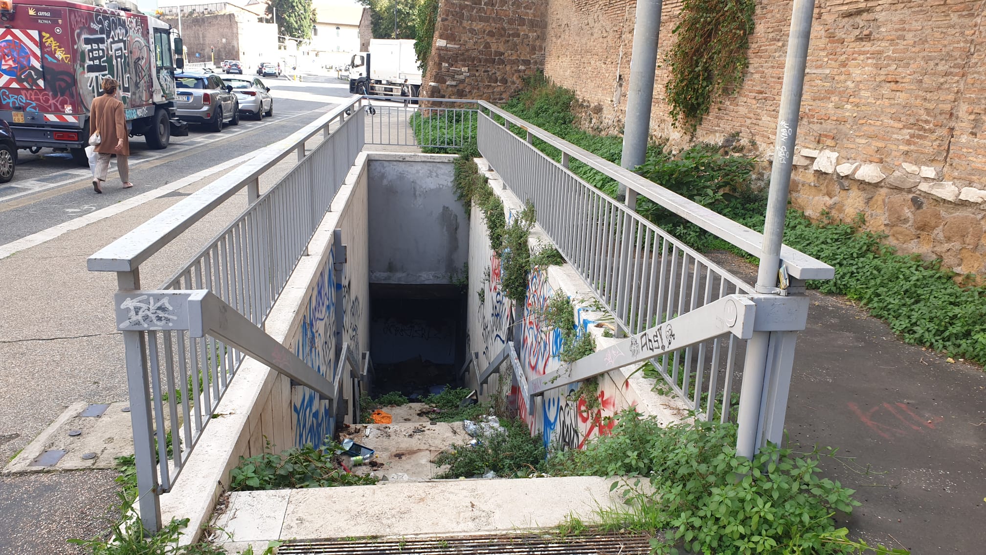 Roma, contro il degrado sigillati 6 sottopassi pedonali