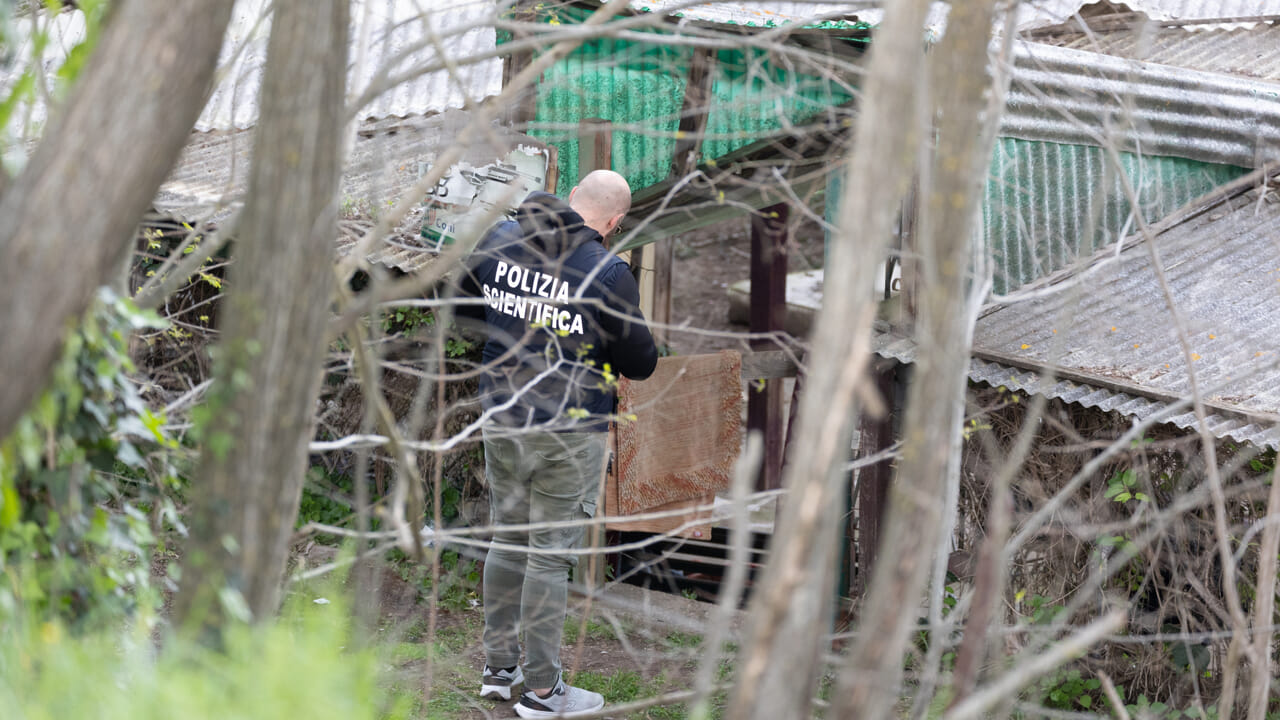 Omicidio a San Basilio: 47enne ucciso a colpi di mazza in via Spaducci