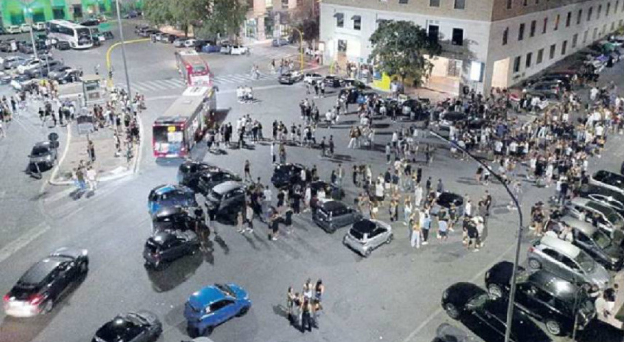 Roma, l’incubo di Piazza Euclide: baby gang a caccia di “pariolini”