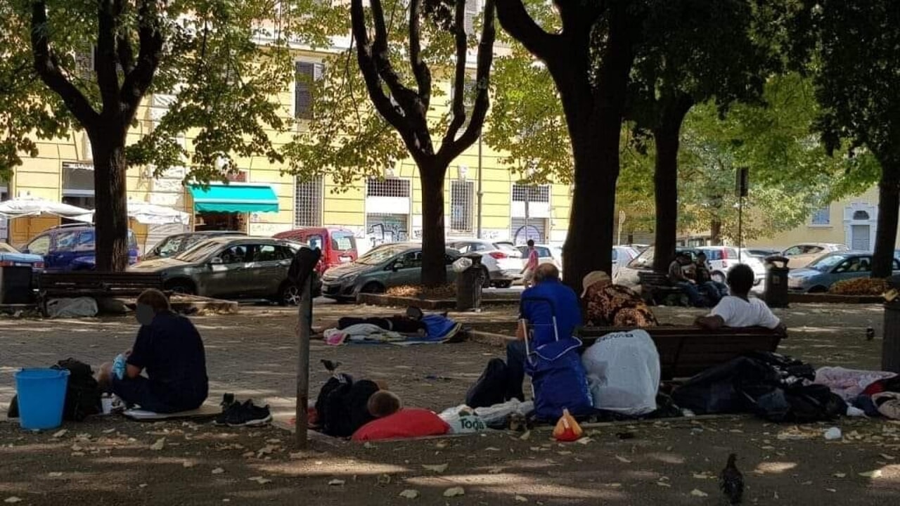 Sangue e paura a San Lorenzo: l’ombra del degrado e la rivolta dei residenti