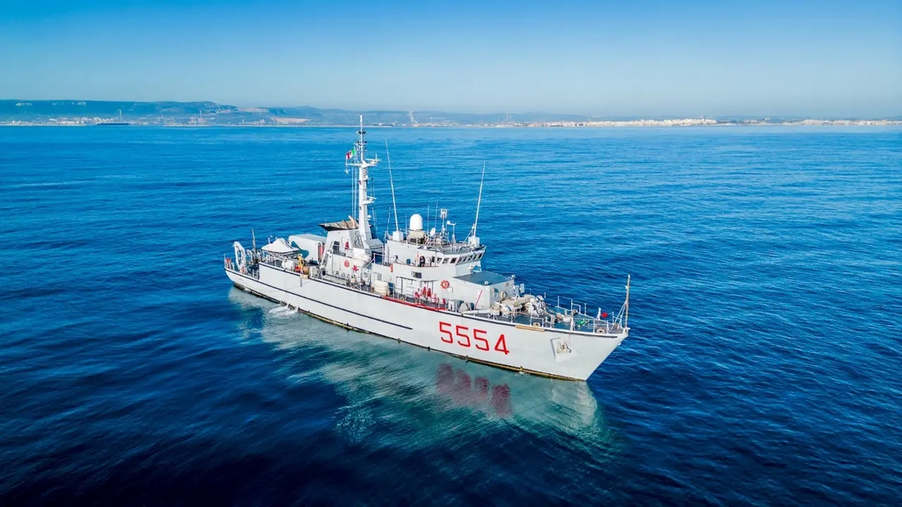 Hormuz: l’Italia pronta a schierare la Marina Militare per sminare lo stretto