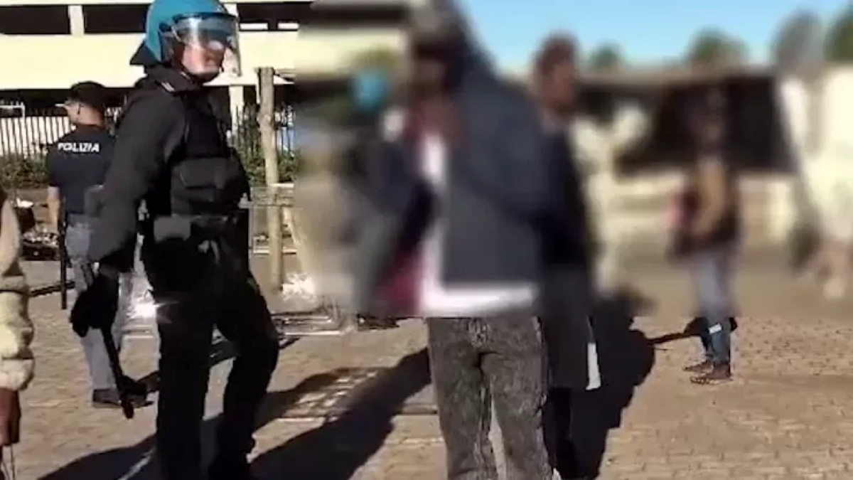 Orrore a Tor Cervara: donna segregata e violentata da 5 irregolari, arrestati