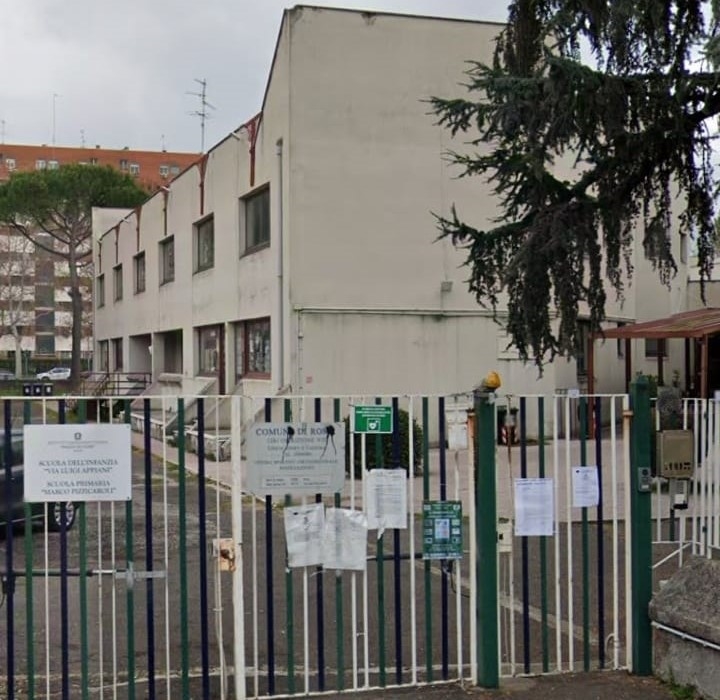 L’istituto Pizzicaroli di Tor Sapienza è bersagliato da ladri e vandali