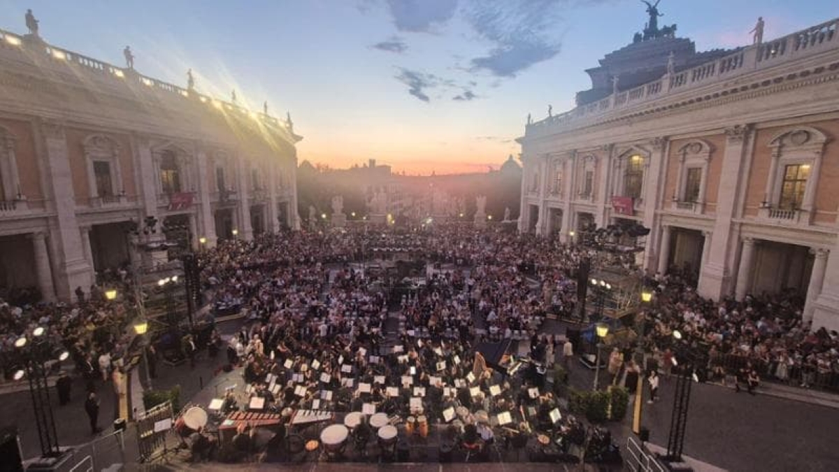 Roma celebra Ennio Morricone: concerto in piazza del Campidoglio