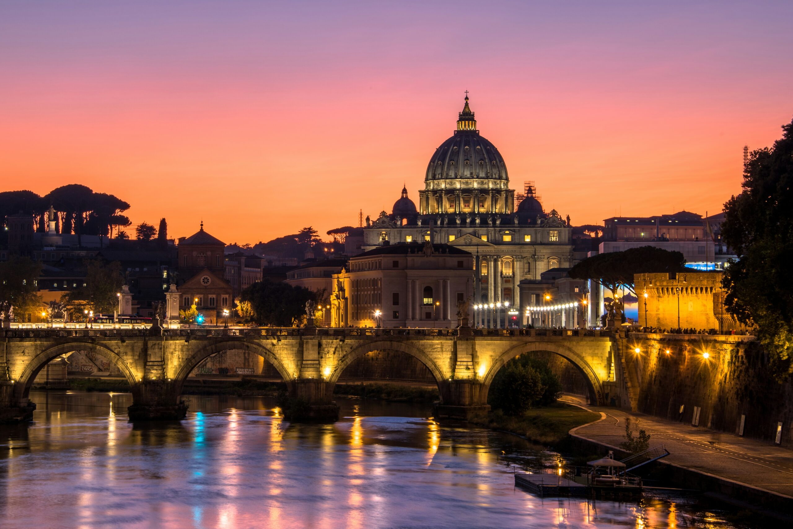 Il Mecenatismo Digitale Salva il Patrimonio: A Roma 18 Milioni Privati per i Ponti sul Tevere
